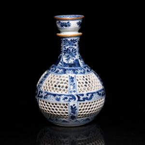 Rare Chinese Blue & White Hookah Base