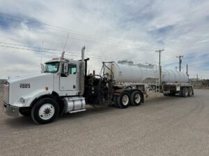 2019 International HX620 Daycab