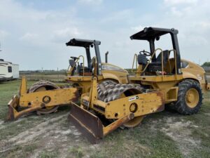 Two CAT CP-433E