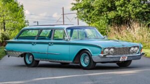 1960 FORD COUNTRY SEDAN WAGON