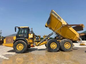 2020 JOHN DEERE 460E HAUL TRUCK