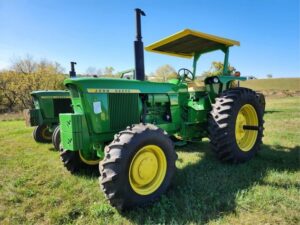 John Deere Item 4