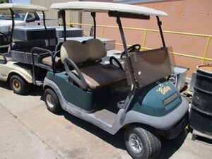 CLUB CAR Golf Car With Batteries