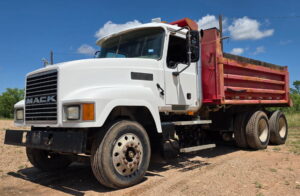 2004 Mack CH613 Dump Truck
