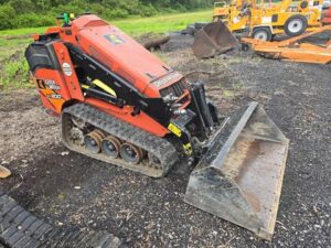 2018 DITCH SK800 MINI TRACK LOADER