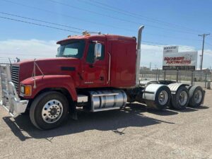 2015 Mack CHU Tri-Axle