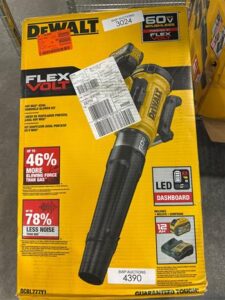 DeWalt Blower
