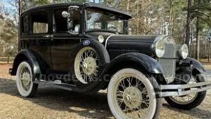 1929 Ford Model A Town Sedan