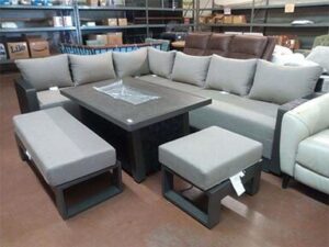 Furniture & Decor