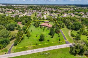 12400 E. Lynne St.