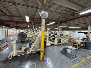 Centerwind Cantilevered Slitter Rewinder
