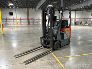 Toyota 7FBCU15 Electric Forklift