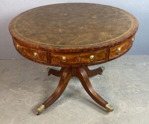 Georgian Mahogany Chest on Chest image