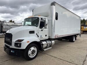 2022 Mack MD Van Truck