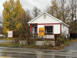 Commercial Property in Canaan