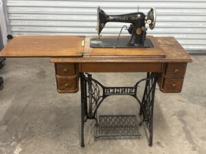 Auction Item Image 9