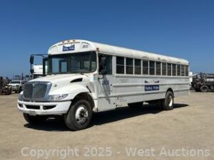 2016 International 3000 41-Person Bus